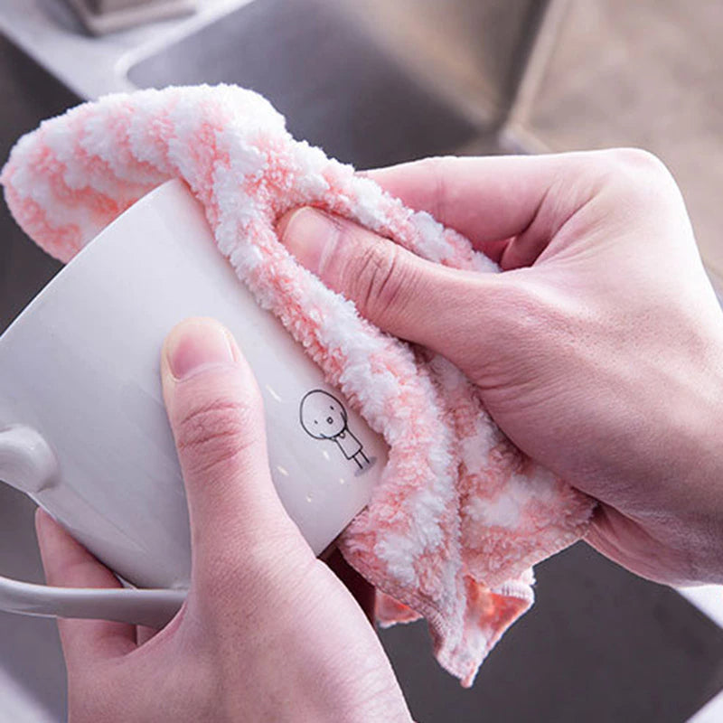 LintlessWipe™ | Makes Cleaning Easier